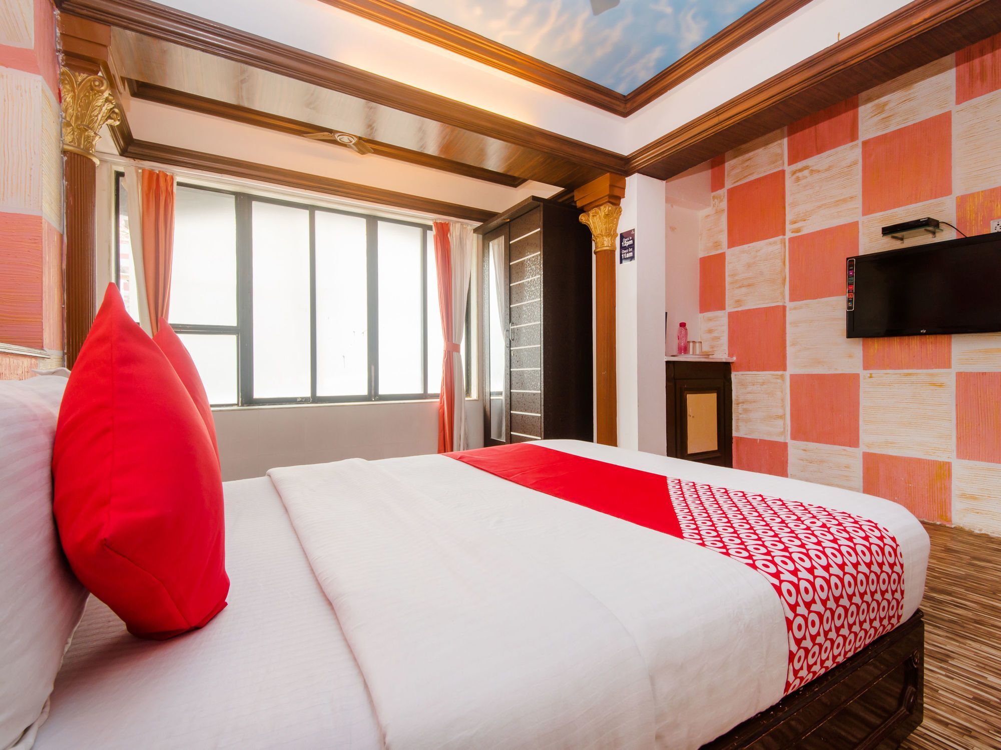 Oyo 11879 Ashu Bini Hospitality Pvt Ltd- Kalptaru Hotel Bombay