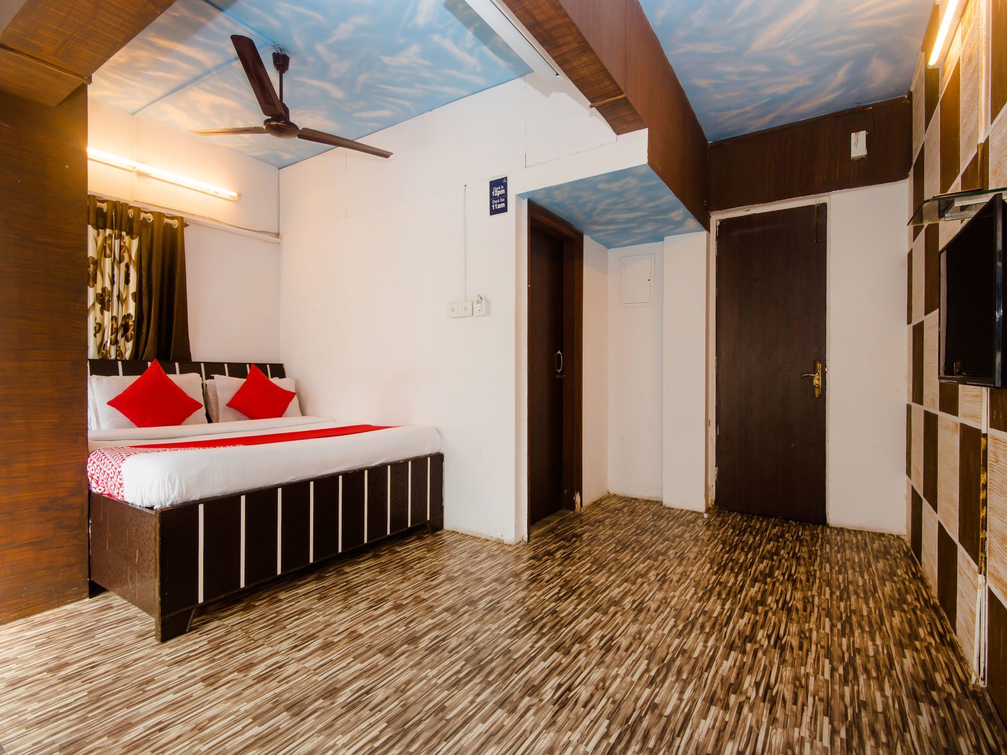 Oyo 11879 Ashu Bini Hospitality Pvt Ltd- Kalptaru Hotel
